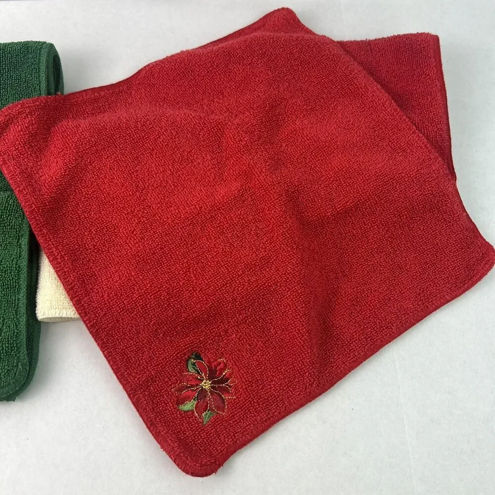 Christmas Decor Lot Of 5 Wash Rags Cloth Poinsettia Holly And Sled